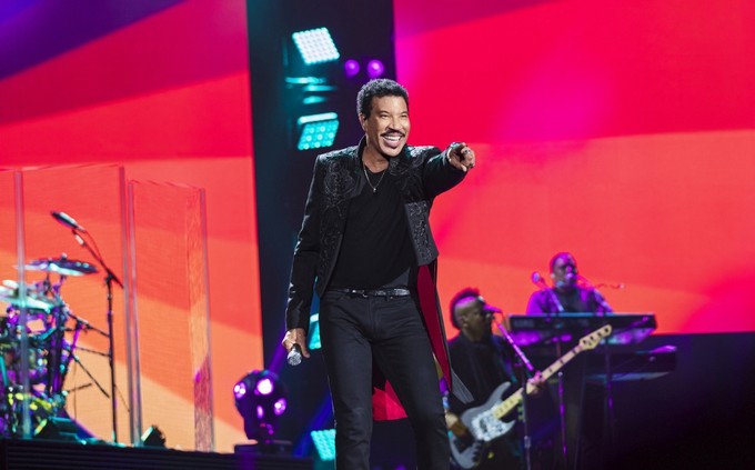 LIONEL RICHIE: „Say Hello To The Hits“ Tour 2025 LIONEL RICHIE: „Say Hello To The Hits“ Tour 2025